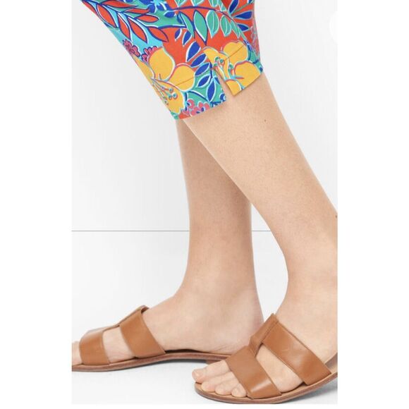 Talbots Perfect Skimmers Trailing Hibiscus Capri Pants - Size 2 - Multicolored - Picture 3 of 11